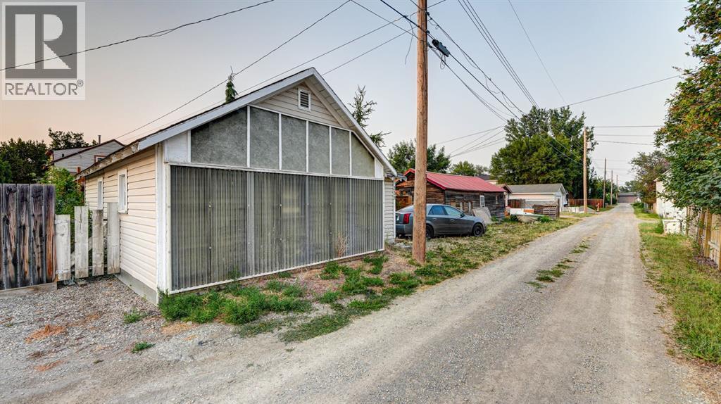 335 50 Avenue W, Claresholm, Alberta  T0L 0T0 - Photo 44 - A2331892