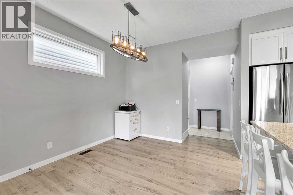 75 Evanscrest Way NW, Calgary, Alberta  T3P 0R7 - Photo 6 - A2332246