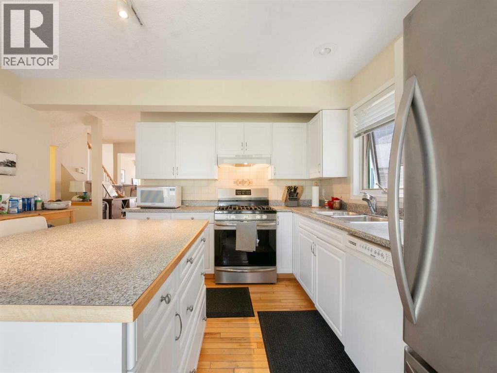 81 Prominence View Sw, Calgary, Alberta  T3H 3M8 - Photo 5 - A2333282