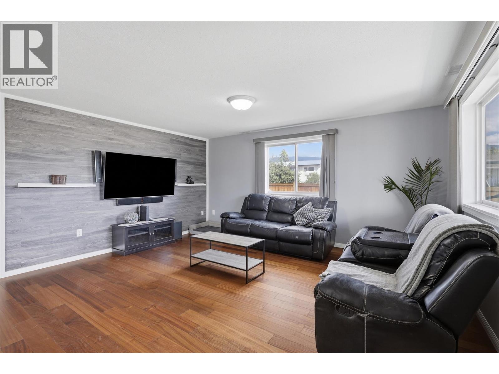 471 Woodward Avenue, Merritt, British Columbia  V0K 1Y0 - Photo 13 - 10396356