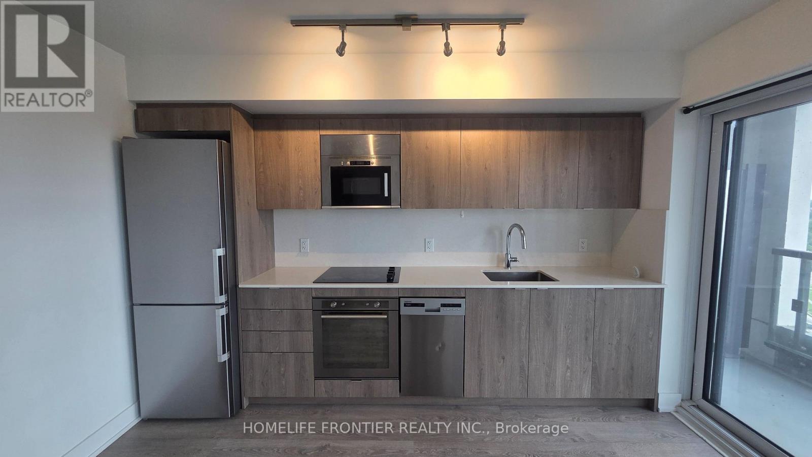 1527 - 5 Mabelle Avenue, Toronto, Ontario  M9A 0C8 - Photo 3 - W13626432