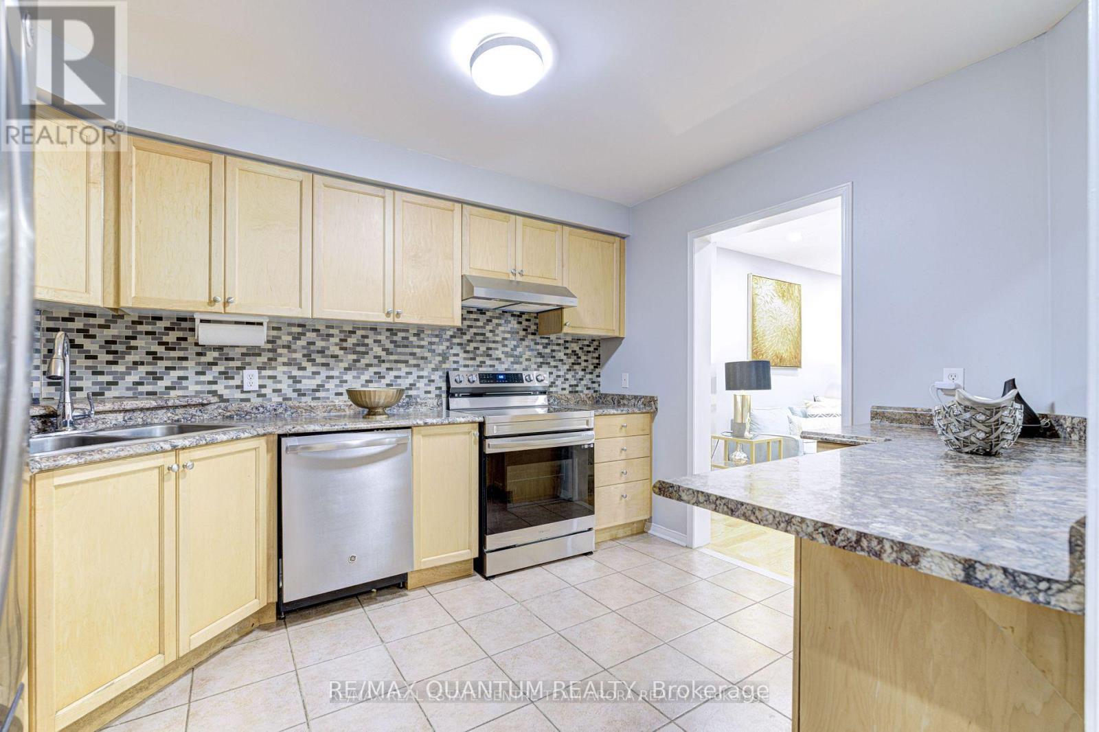 7204 Frontier Ridge, Mississauga, Ontario  L5N 7R2 - Photo 16 - W13626434