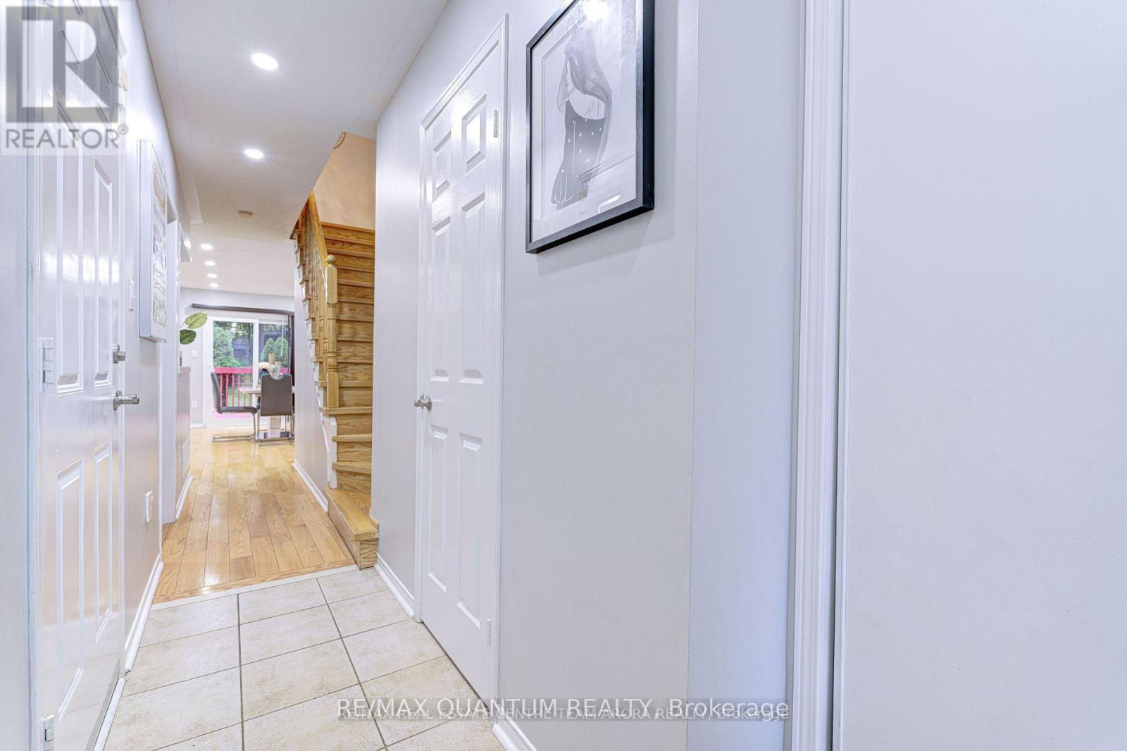 7204 Frontier Ridge, Mississauga, Ontario  L5N 7R2 - Photo 5 - W13626434