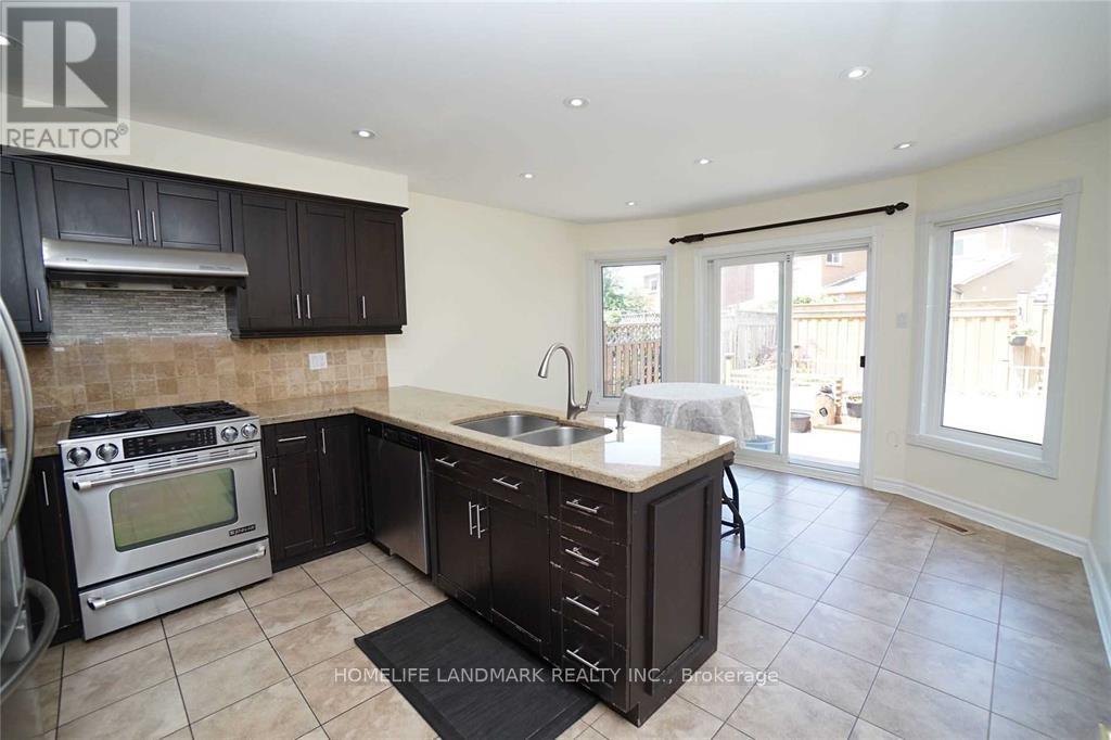 4887 Natkarni Crescent, Mississauga, Ontario  L5V 1L4 - Photo 10 - W13626466
