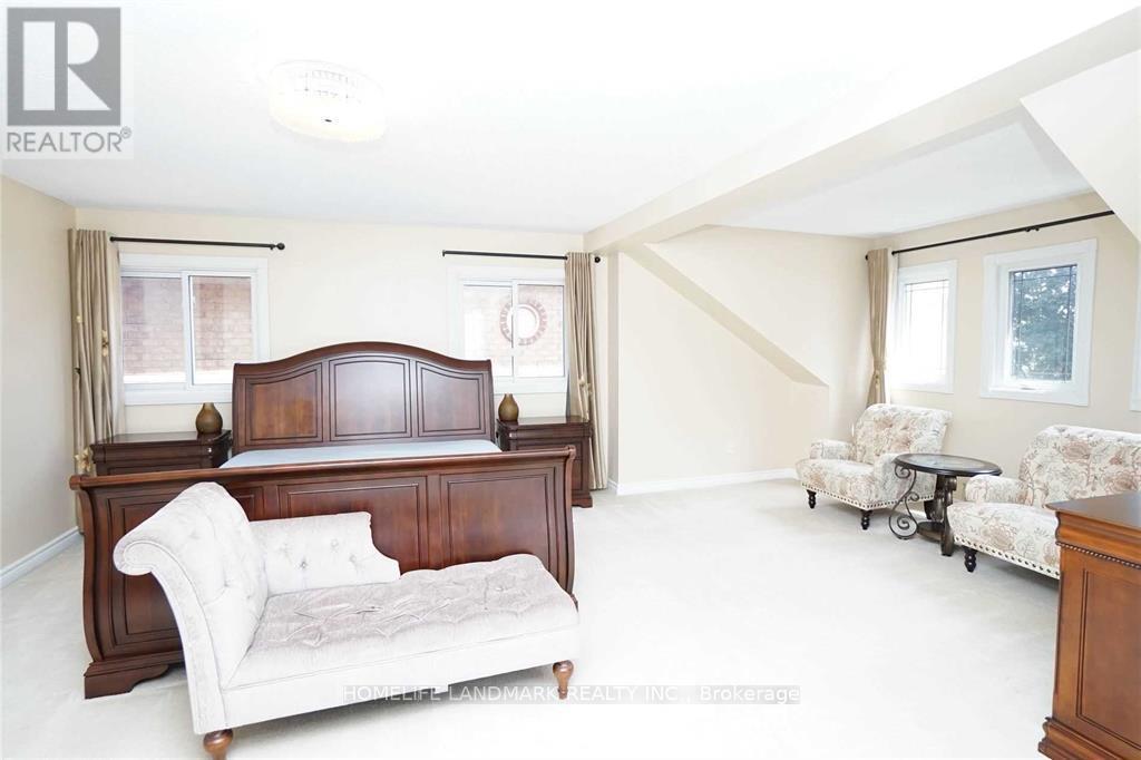4887 Natkarni Crescent, Mississauga, Ontario  L5V 1L4 - Photo 16 - W13626466
