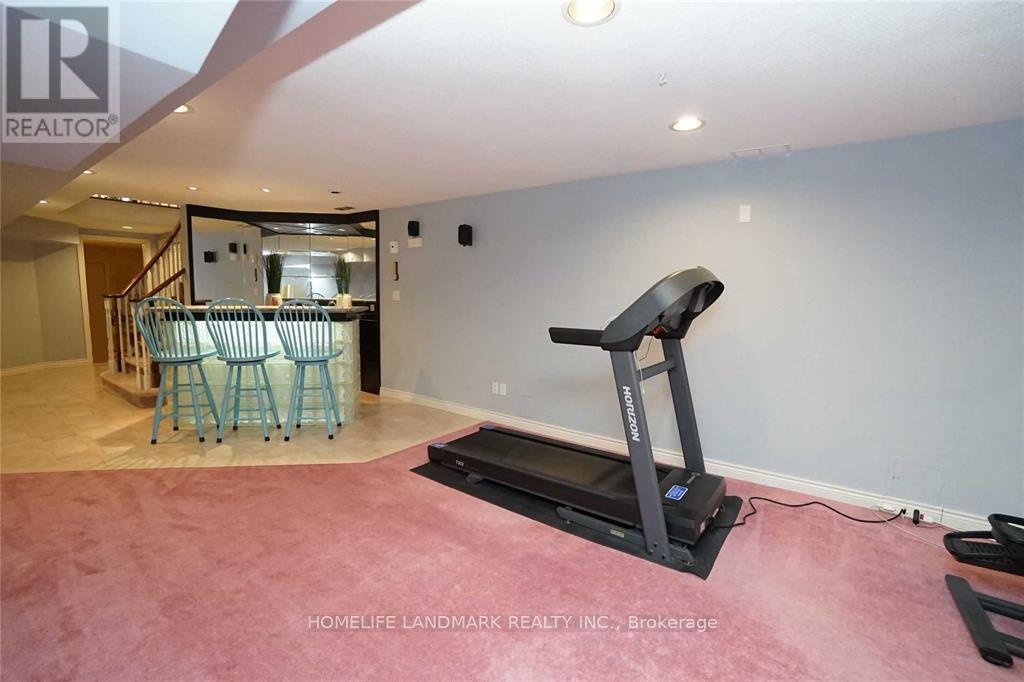 4887 Natkarni Crescent, Mississauga, Ontario  L5V 1L4 - Photo 26 - W13626466