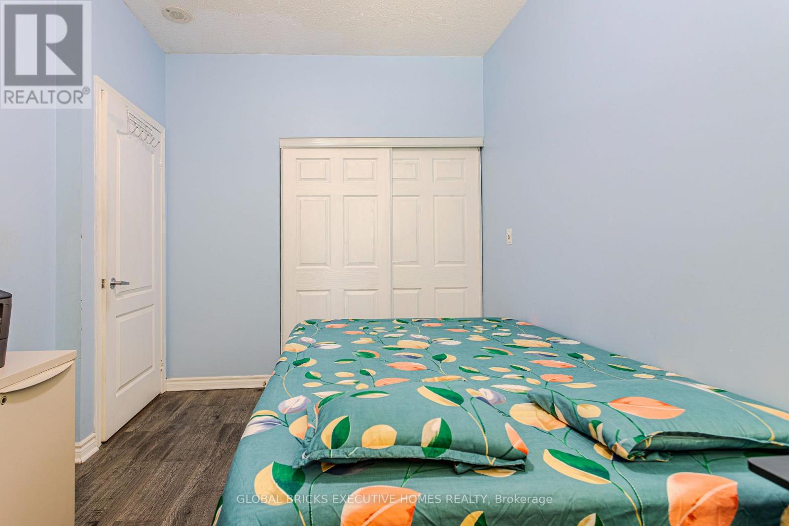 33 Elm Drive W, Mississauga, Ontario  L5B 4M2 - Photo 16 - W13626476