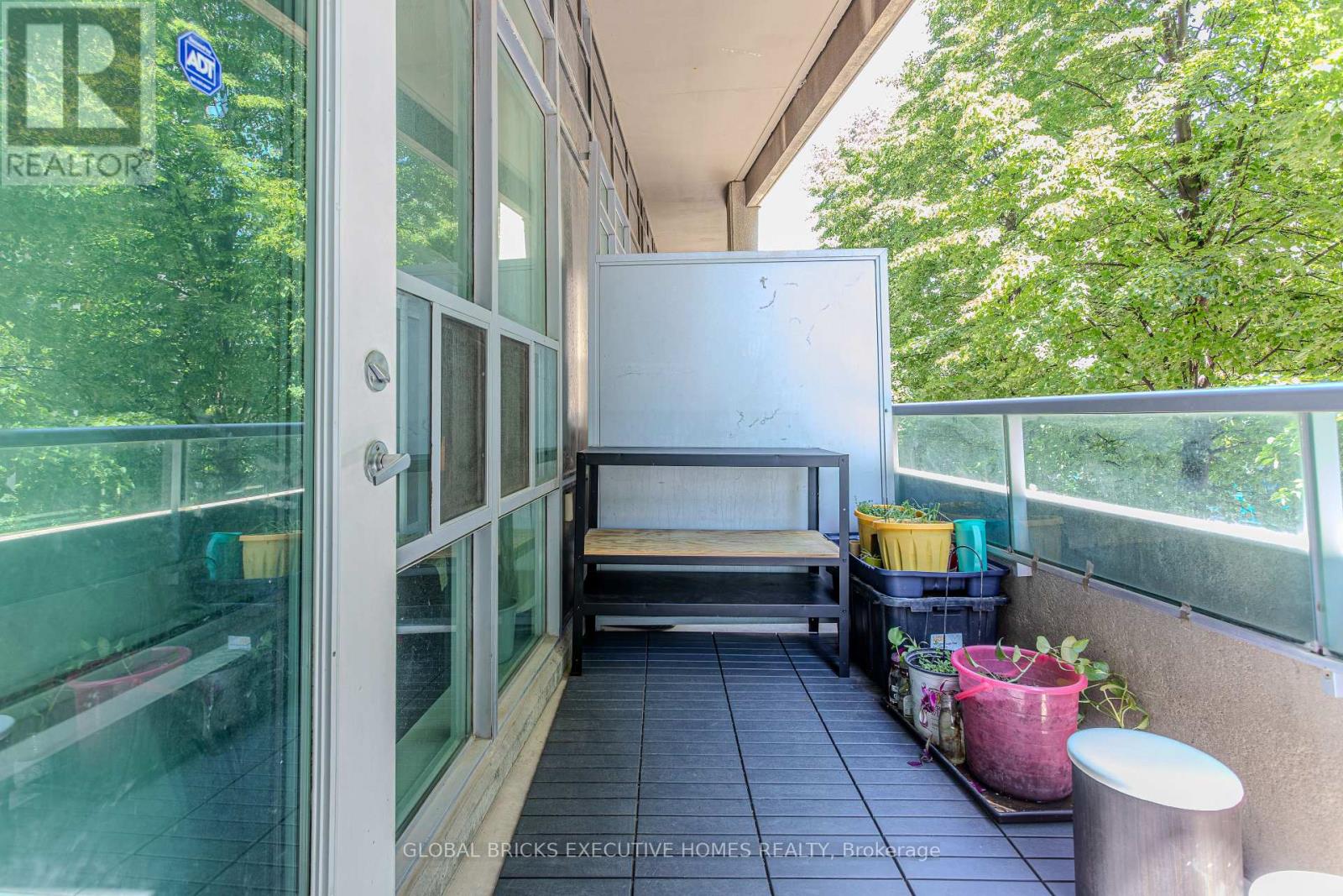 33 Elm Drive W, Mississauga, Ontario  L5B 4M2 - Photo 17 - W13626476