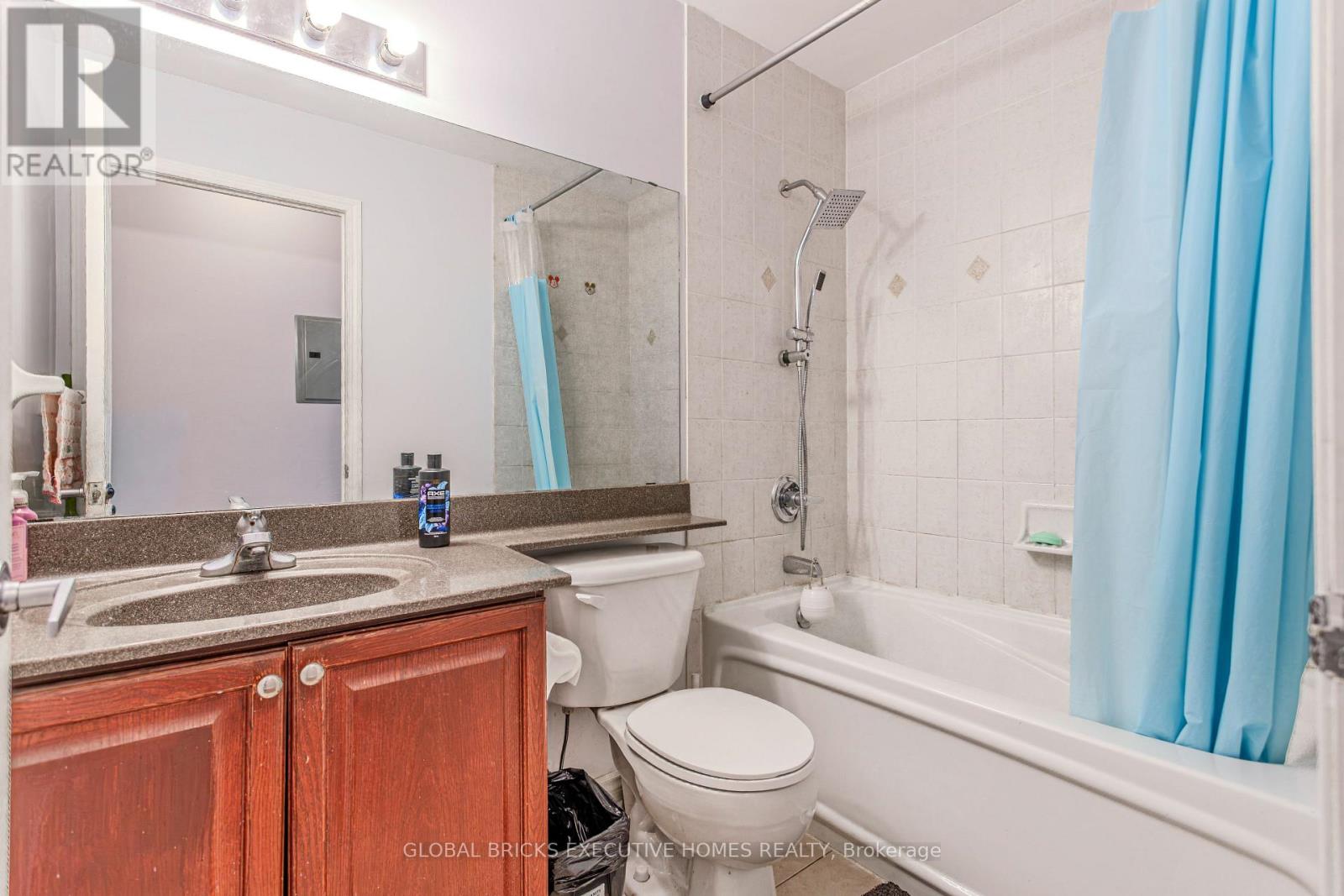 33 Elm Drive W, Mississauga, Ontario  L5B 4M2 - Photo 19 - W13626476