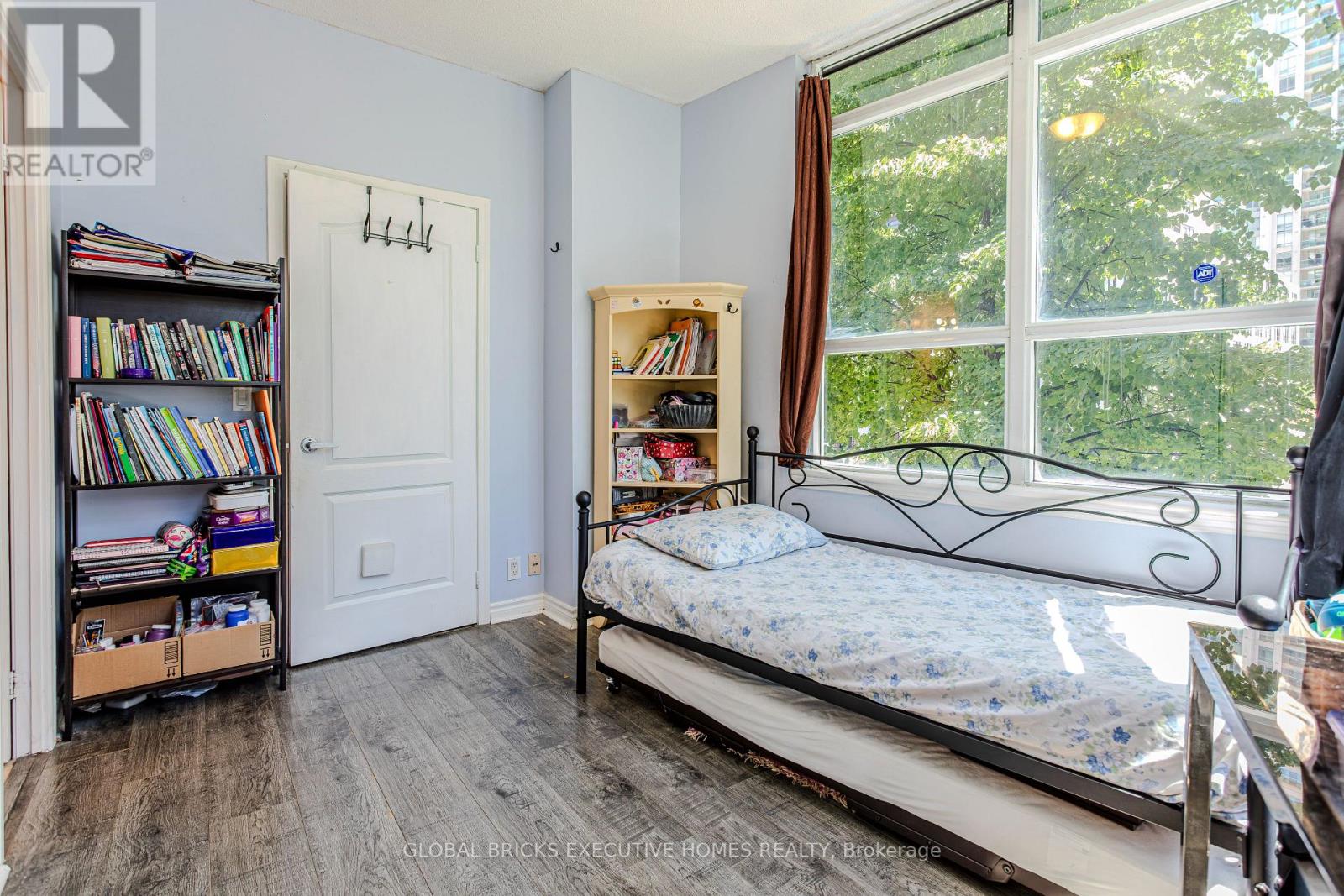 33 Elm Drive W, Mississauga, Ontario  L5B 4M2 - Photo 20 - W13626476