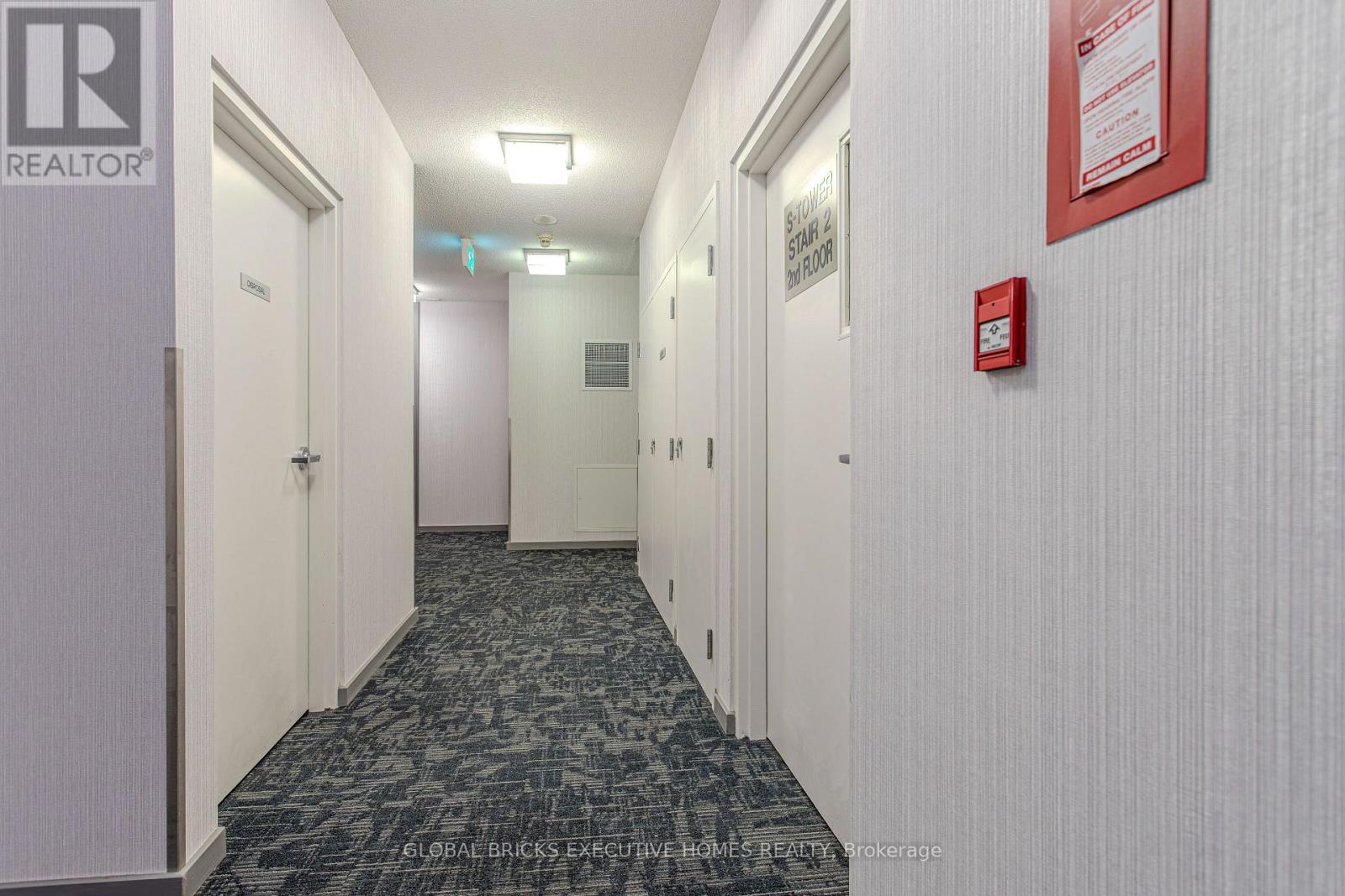 33 Elm Drive W, Mississauga, Ontario  L5B 4M2 - Photo 22 - W13626476