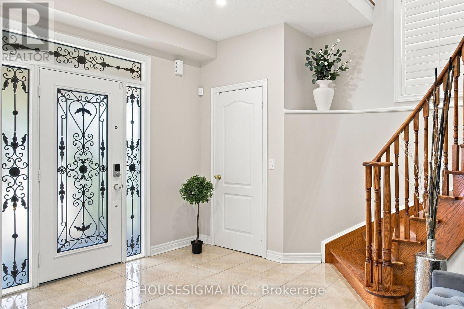 3266 Weatherford Road, Mississauga, Ontario  L5M 7X6 - Photo 5 - W13626496