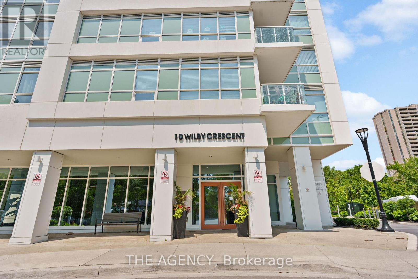 509 - 10 Wilby Crescent, Toronto, Ontario  M9N 0B6 - Photo 2 - W13626532