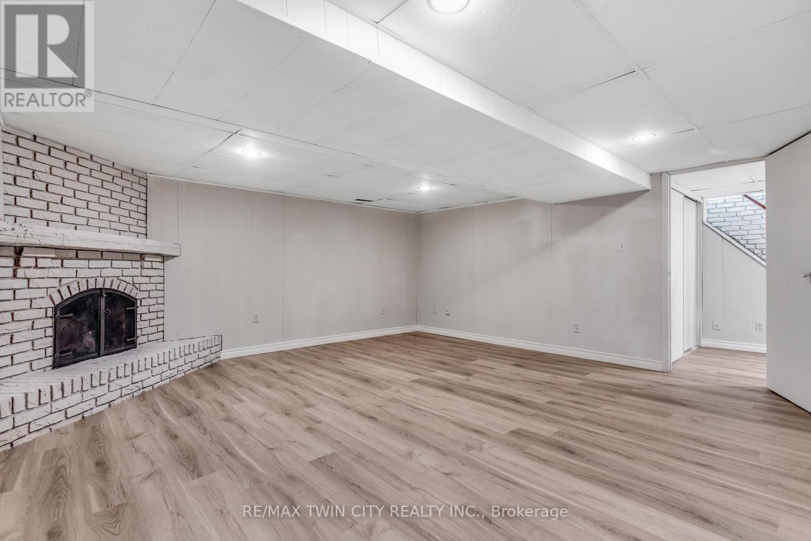 111 Manor Drive, Kitchener, Ontario  N2A 2T9 - Photo 39 - X13626354