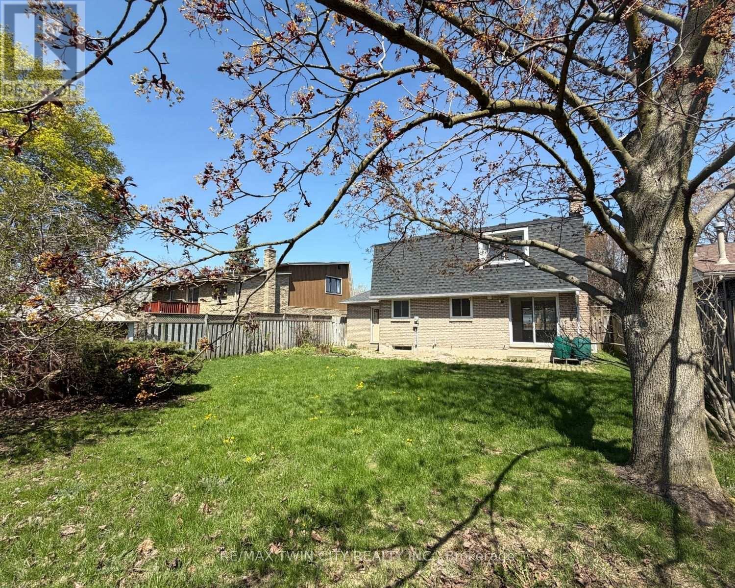 111 Manor Drive, Kitchener, Ontario  N2A 2T9 - Photo 42 - X13626354