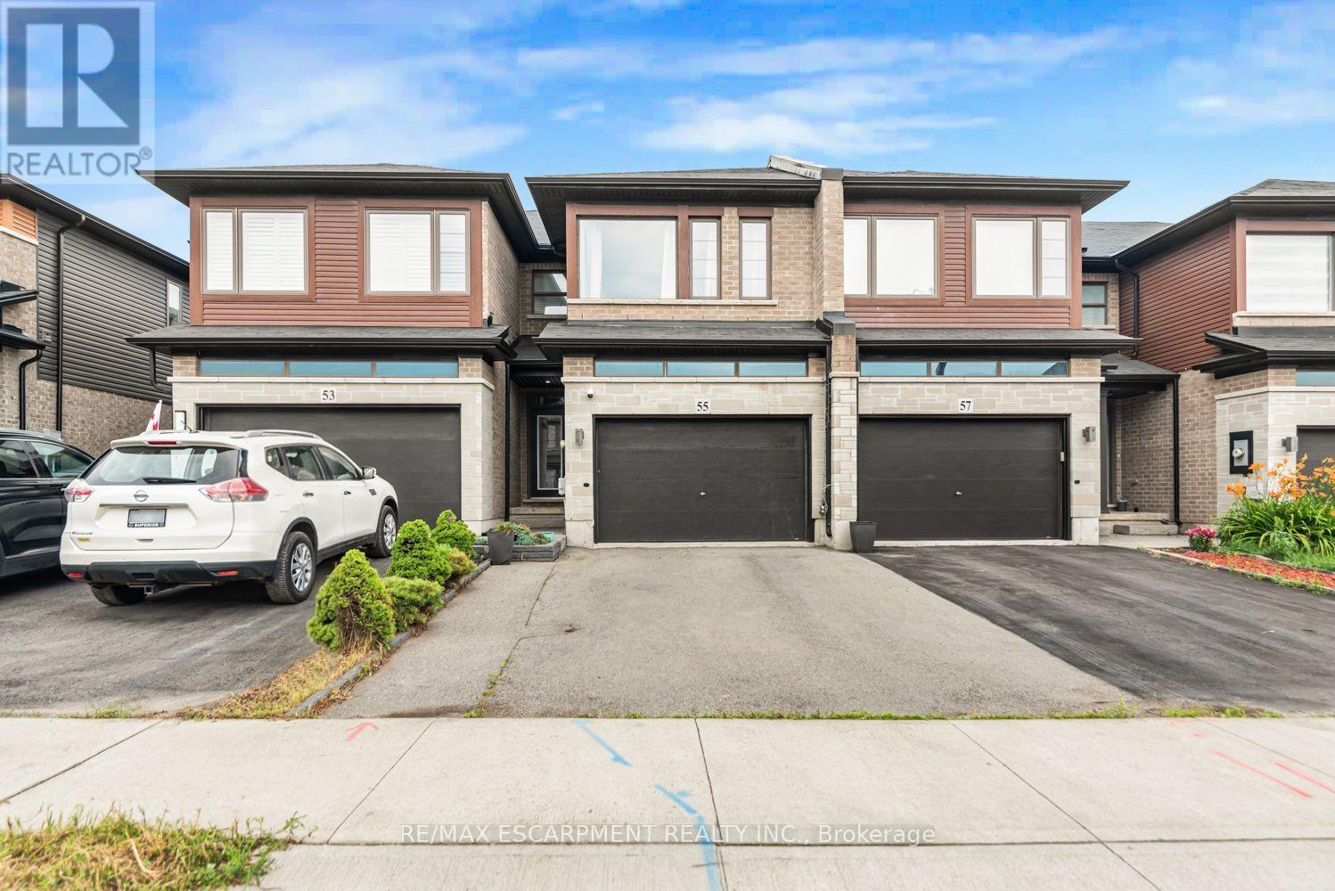 55 Greenwich Avenue, Hamilton, Ontario  L8J 0L6 - Photo 2 - X13626398