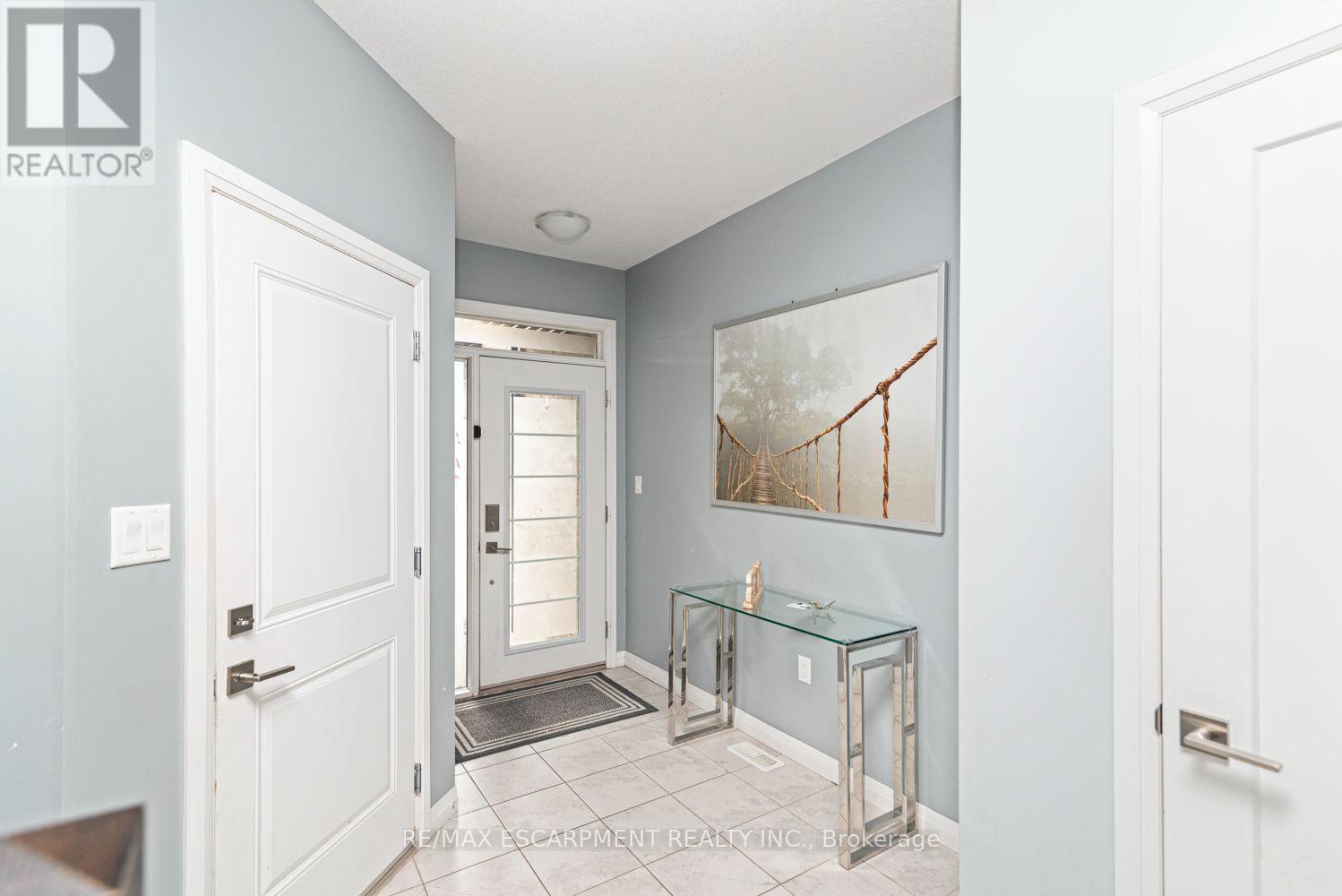 55 Greenwich Avenue, Hamilton, Ontario  L8J 0L6 - Photo 5 - X13626398