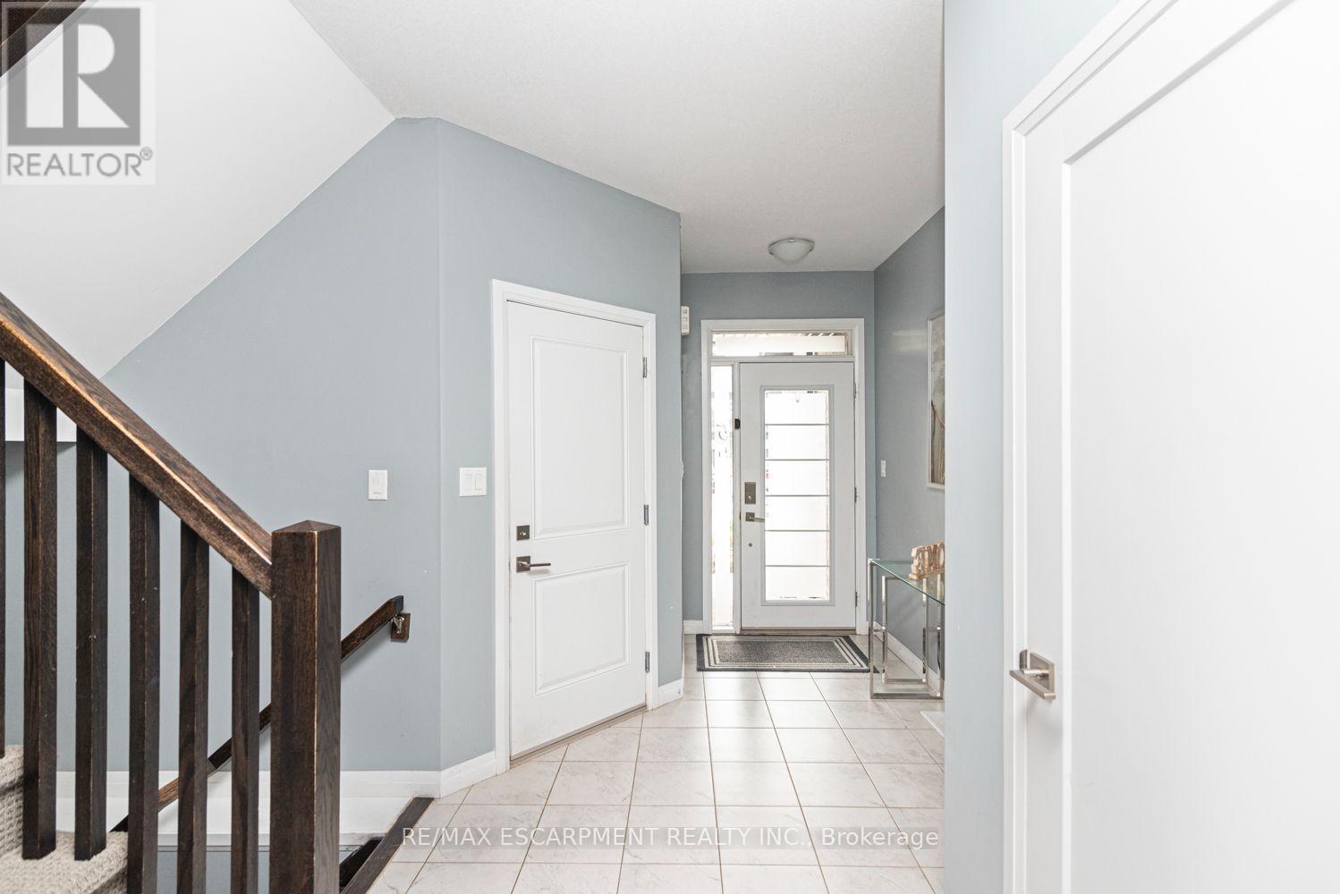 55 Greenwich Avenue, Hamilton, Ontario  L8J 0L6 - Photo 6 - X13626398