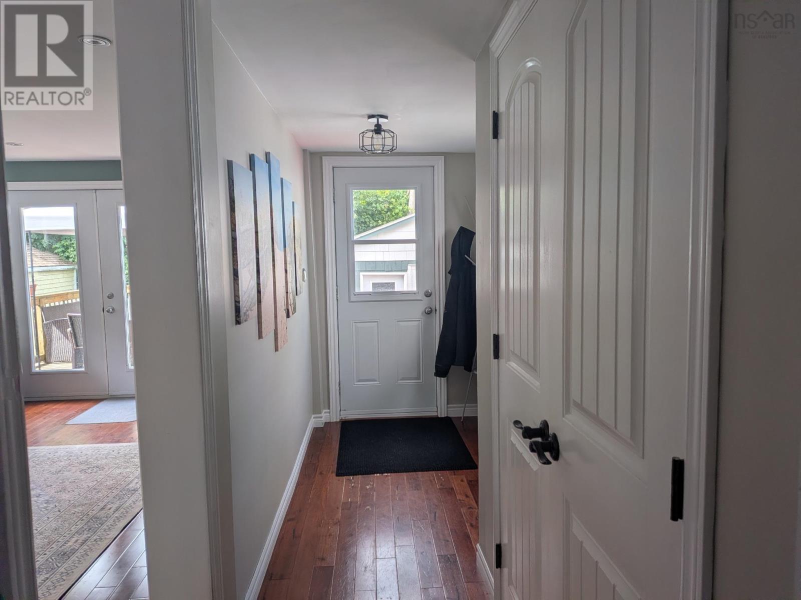 223 Brunswick Street, Truro, Nova Scotia  B2N 2H9 - Photo 2 - 202618158