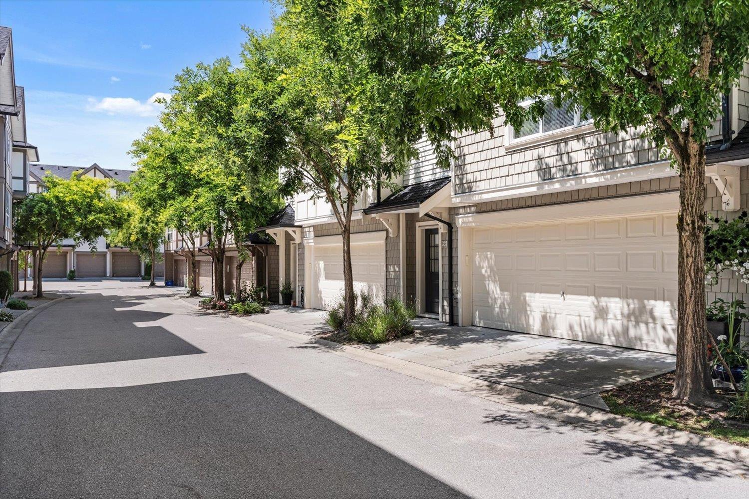 68 7848 209 Street, Langley, British Columbia  V2Y 0M4 - Photo 2 - R3147535
