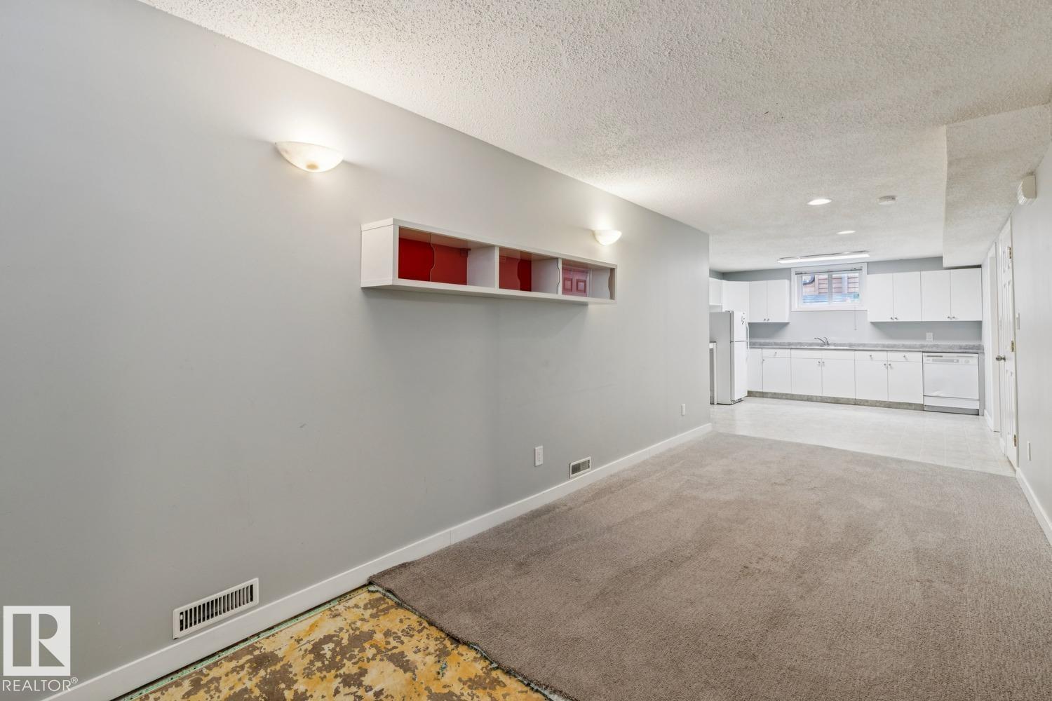 8202 93a Av NW NW, Edmonton, Alberta  T6C 1V6 - Photo 24 - E4501639