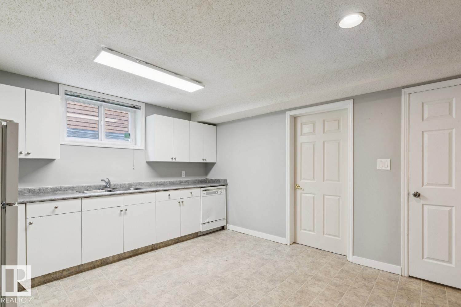 8202 93a Av NW NW, Edmonton, Alberta  T6C 1V6 - Photo 27 - E4501639