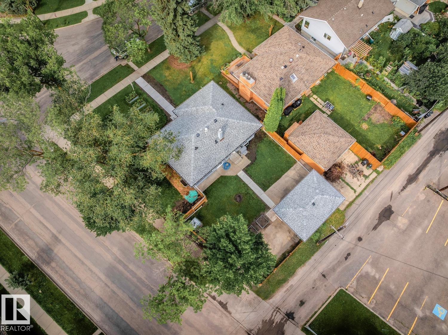 8202 93a Av NW NW, Edmonton, Alberta  T6C 1V6 - Photo 35 - E4501639