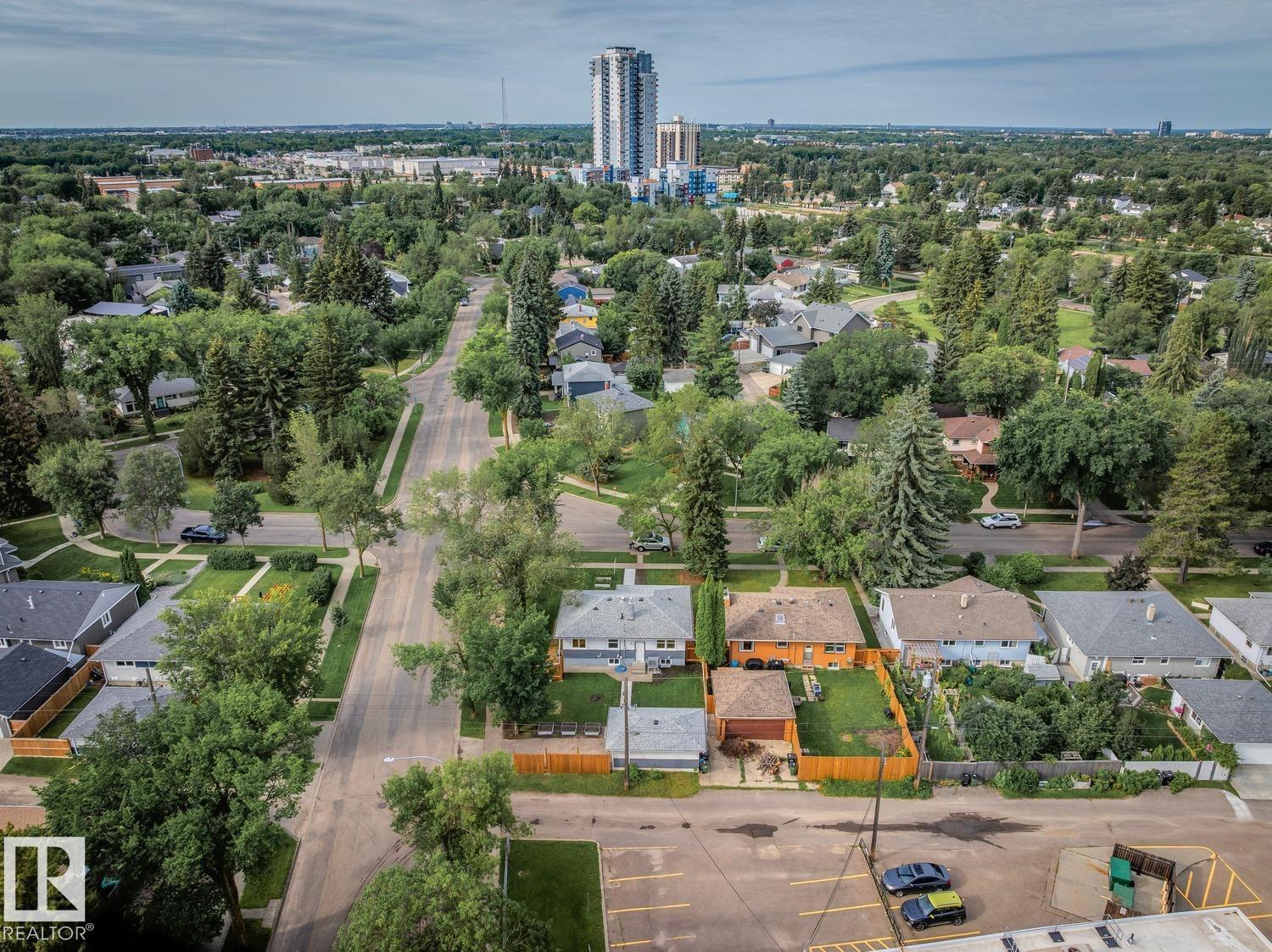 8202 93a Av NW NW, Edmonton, Alberta  T6C 1V6 - Photo 43 - E4501639