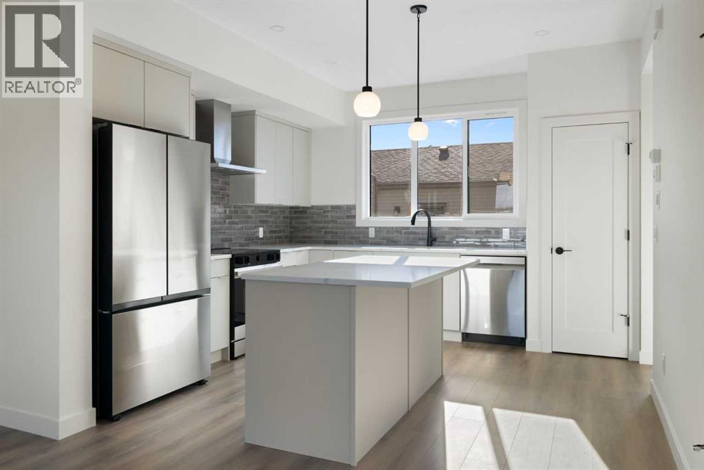 215 Belvedere Avenue SE, Calgary, Alberta  T2A 8A1 - Photo 14 - A2265805