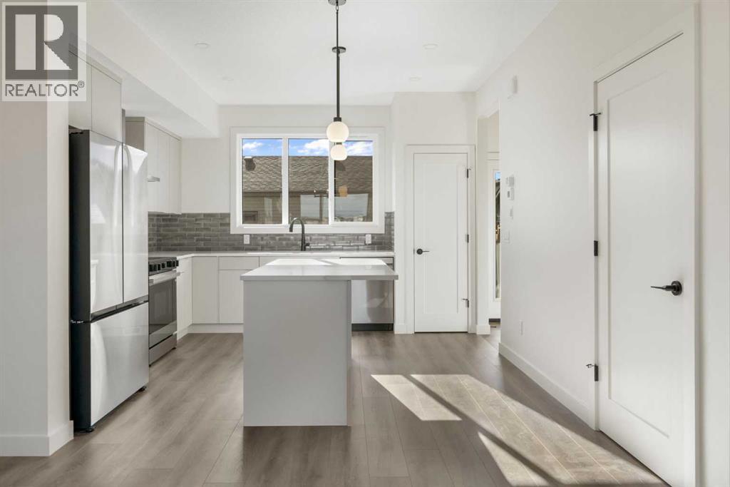 215 Belvedere Avenue SE, Calgary, Alberta  T2A 8A1 - Photo 13 - A2265805