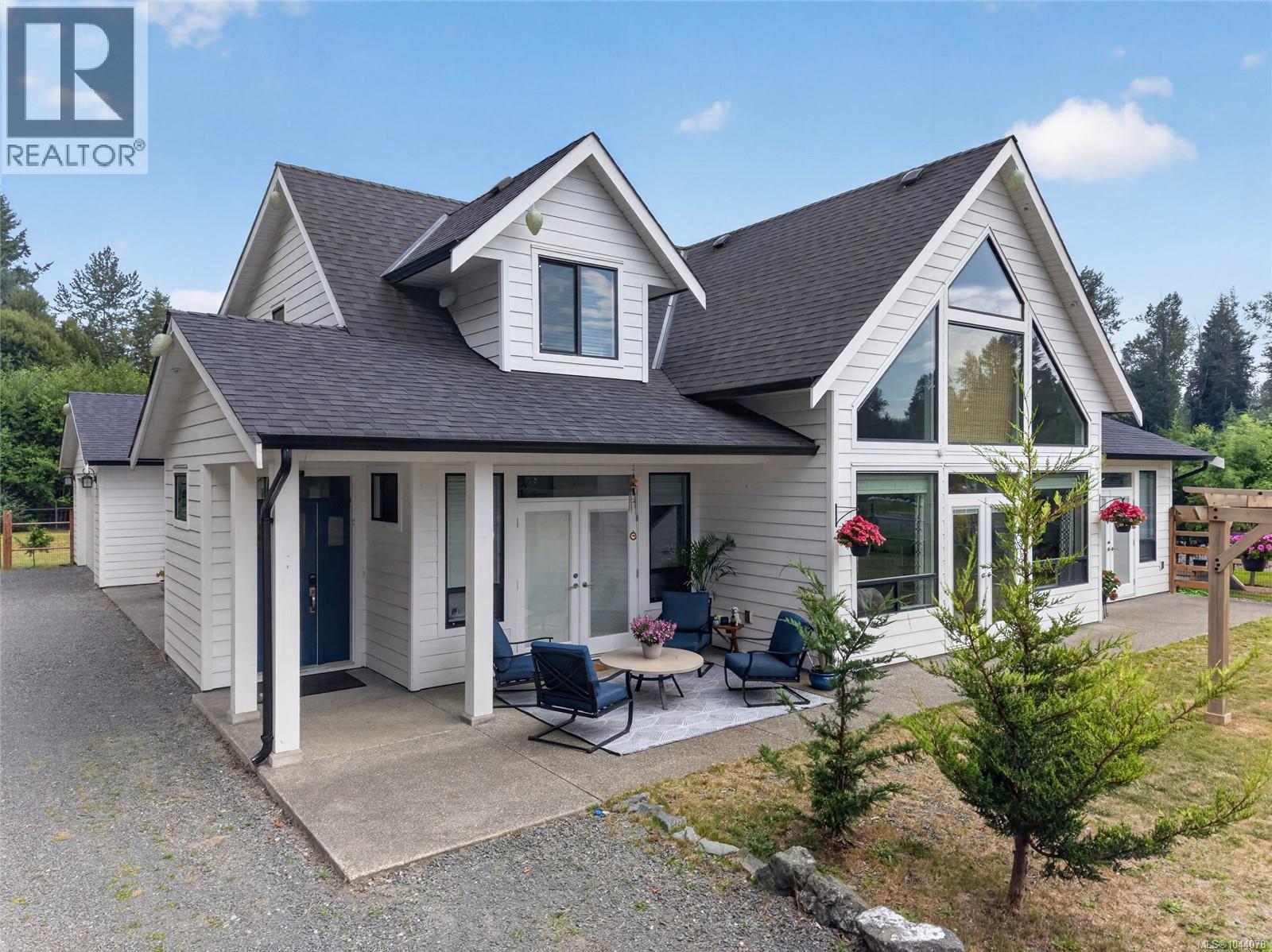 8740 Oyster River Way, Black Creek, British Columbia  V9J 1K3 - Photo 5 - 1044078