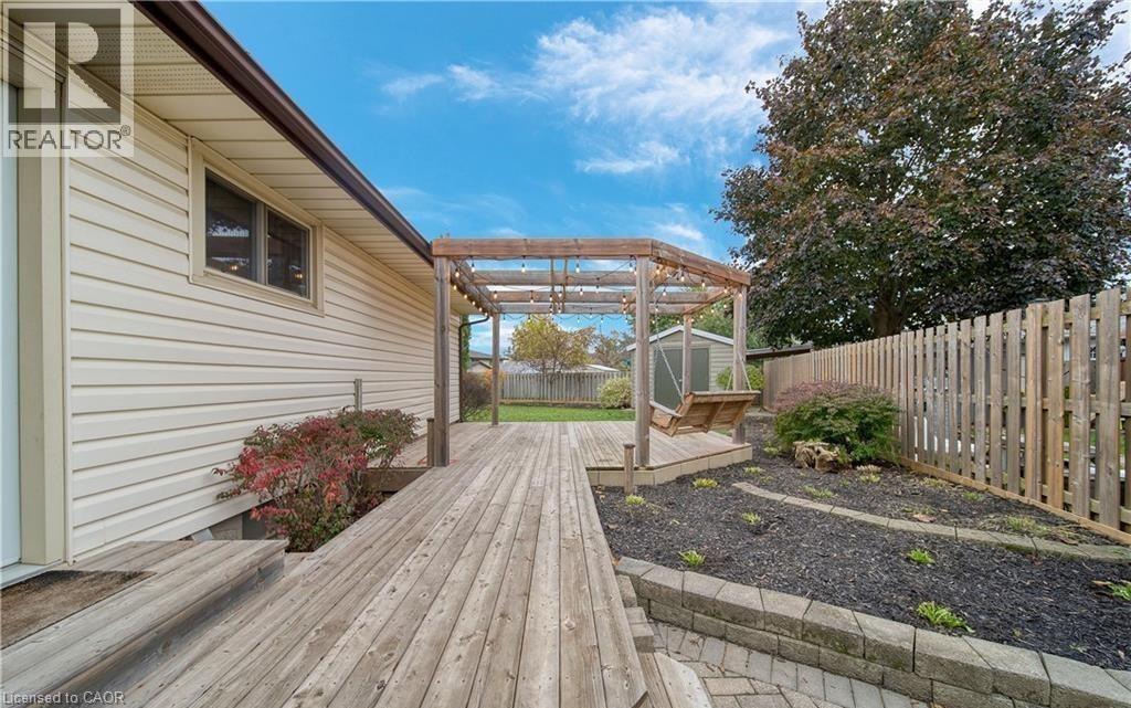 6 Bardadyn Court, St. Catharines, Ontario  L2N 6R2 - Photo 34 - 40836154