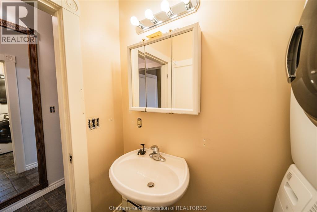 26 Kendall Street, Chatham, Ontario  N7M 2X5 - Photo 25 - 26018566