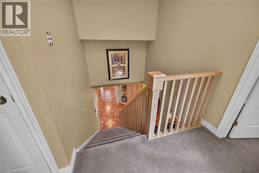 25 Eric Burke Court, Hamilton, Ontario  L9A 5J6 - Photo 32 - 40852360