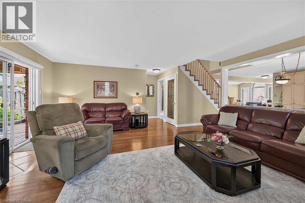 25 Eric Burke Court, Hamilton, Ontario  L9A 5J6 - Photo 18 - 40852360