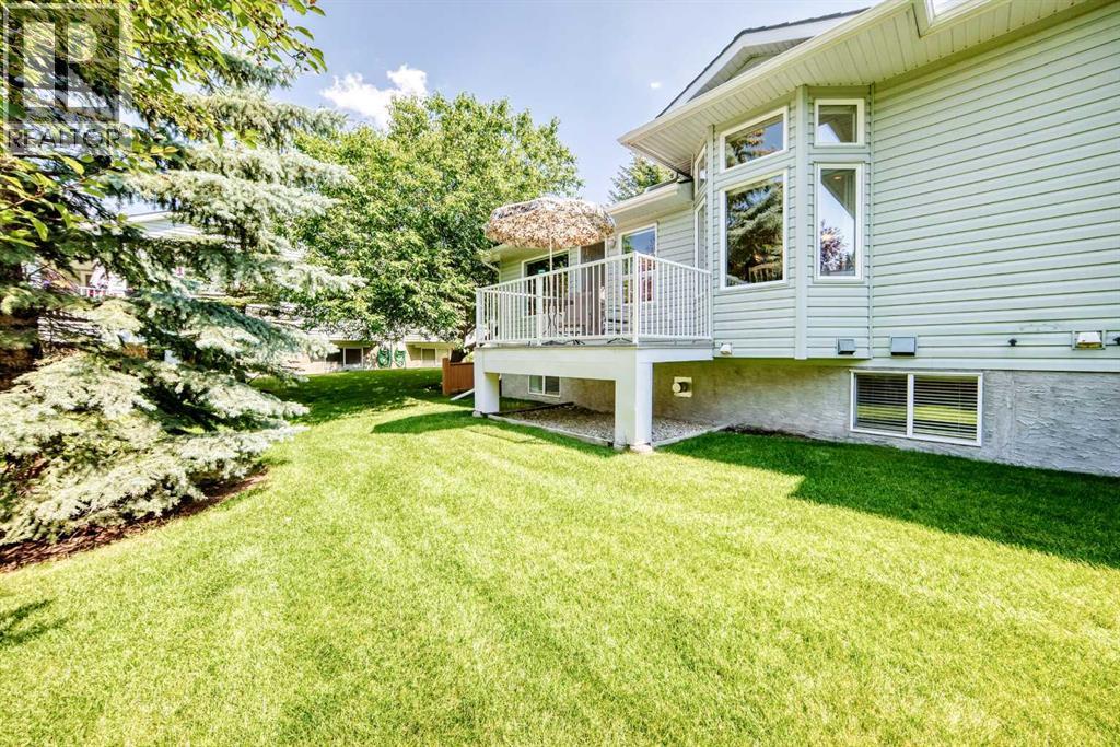 19 Rocky Ridge Villas NW, Calgary, Alberta  T3G 4R3 - Photo 44 - A2333325
