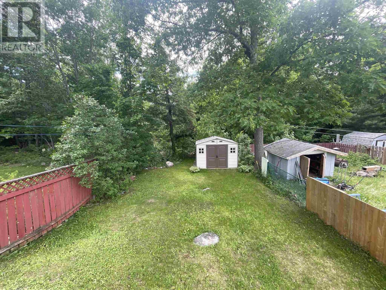 91 Beckett Blvd, Elliot Lake, Ontario  P5A 3P6 - Photo 6 - SM261475
