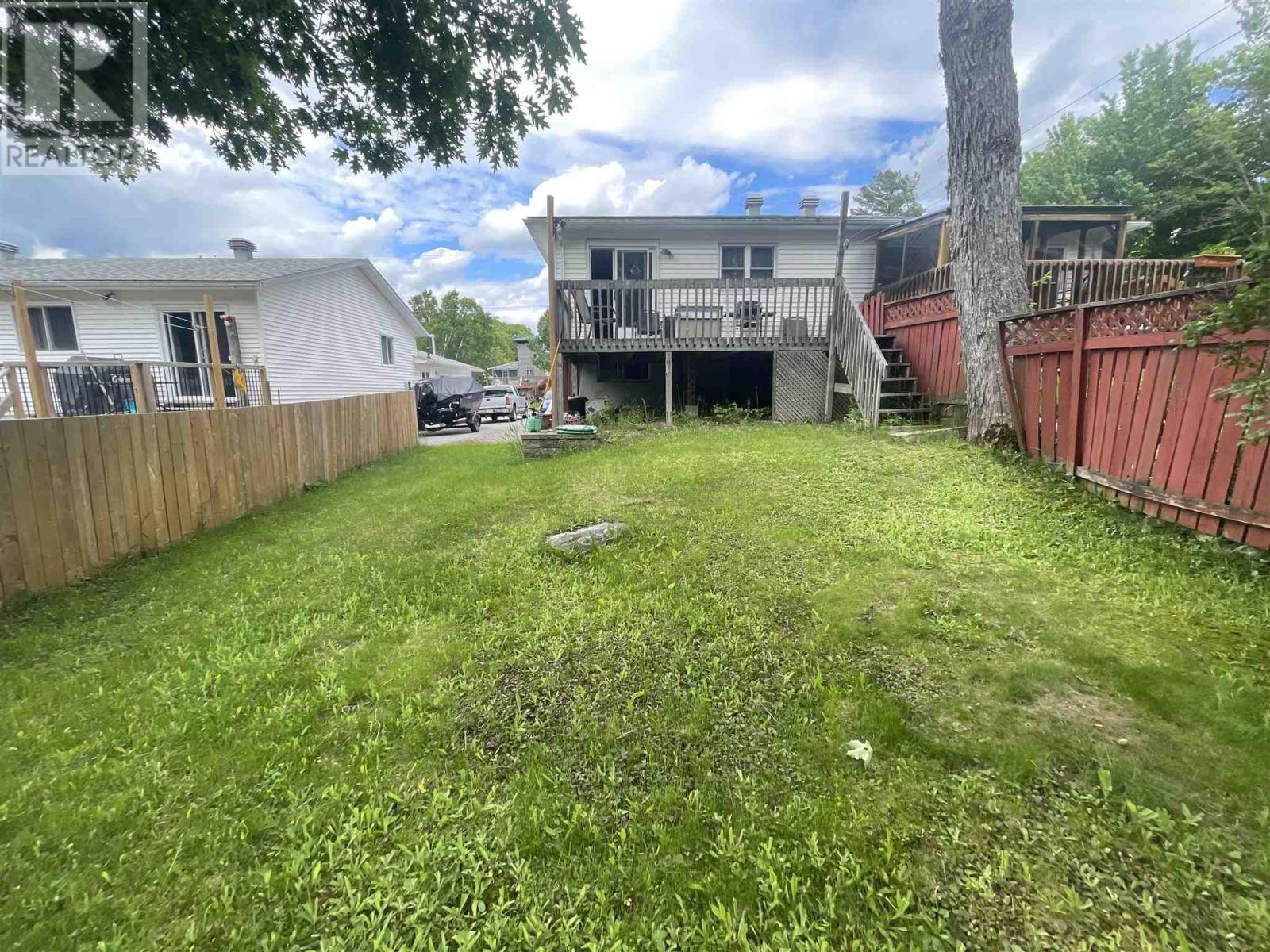 91 Beckett Blvd, Elliot Lake, Ontario  P5A 3P6 - Photo 7 - SM261475