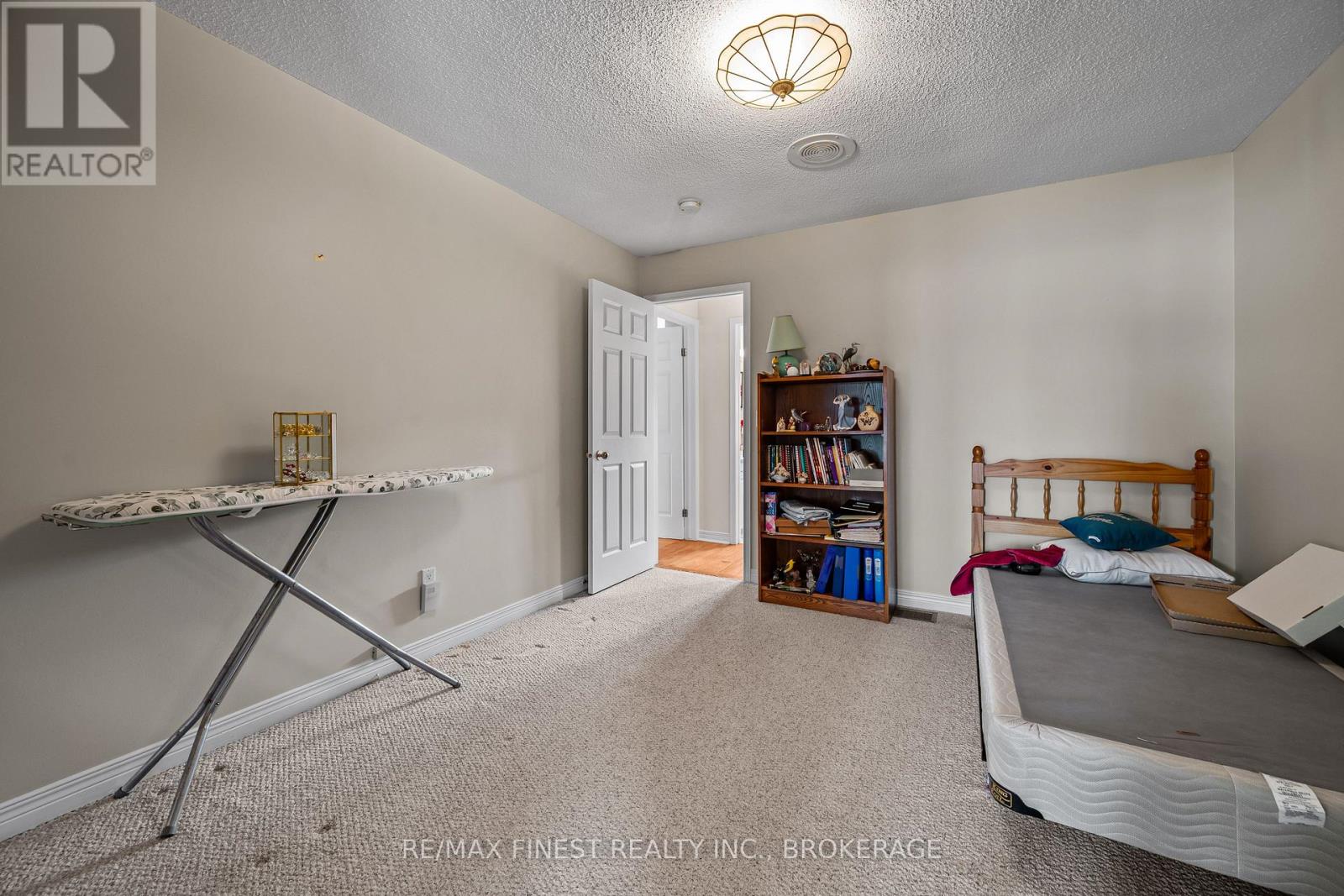 32 Howe Island Drive, Frontenac Islands, Ontario  K7G 2V6 - Photo 18 - X13626620