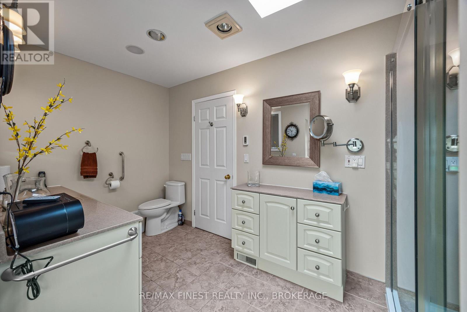 32 Howe Island Drive, Frontenac Islands, Ontario  K7G 2V6 - Photo 22 - X13626620