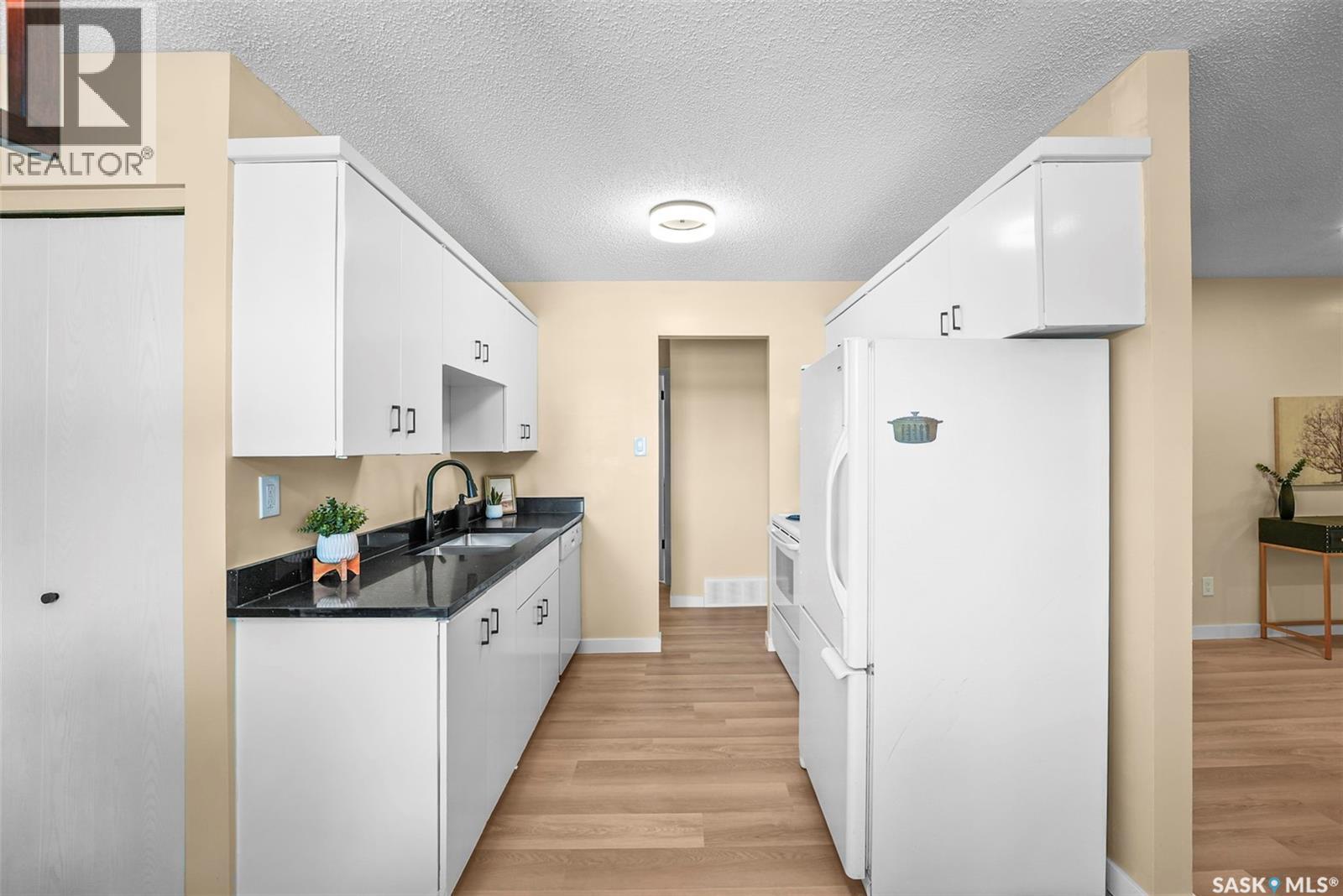 166 Sangster Boulevard, Regina, Saskatchewan  S4R 6L5 - Photo 8 - SK044137