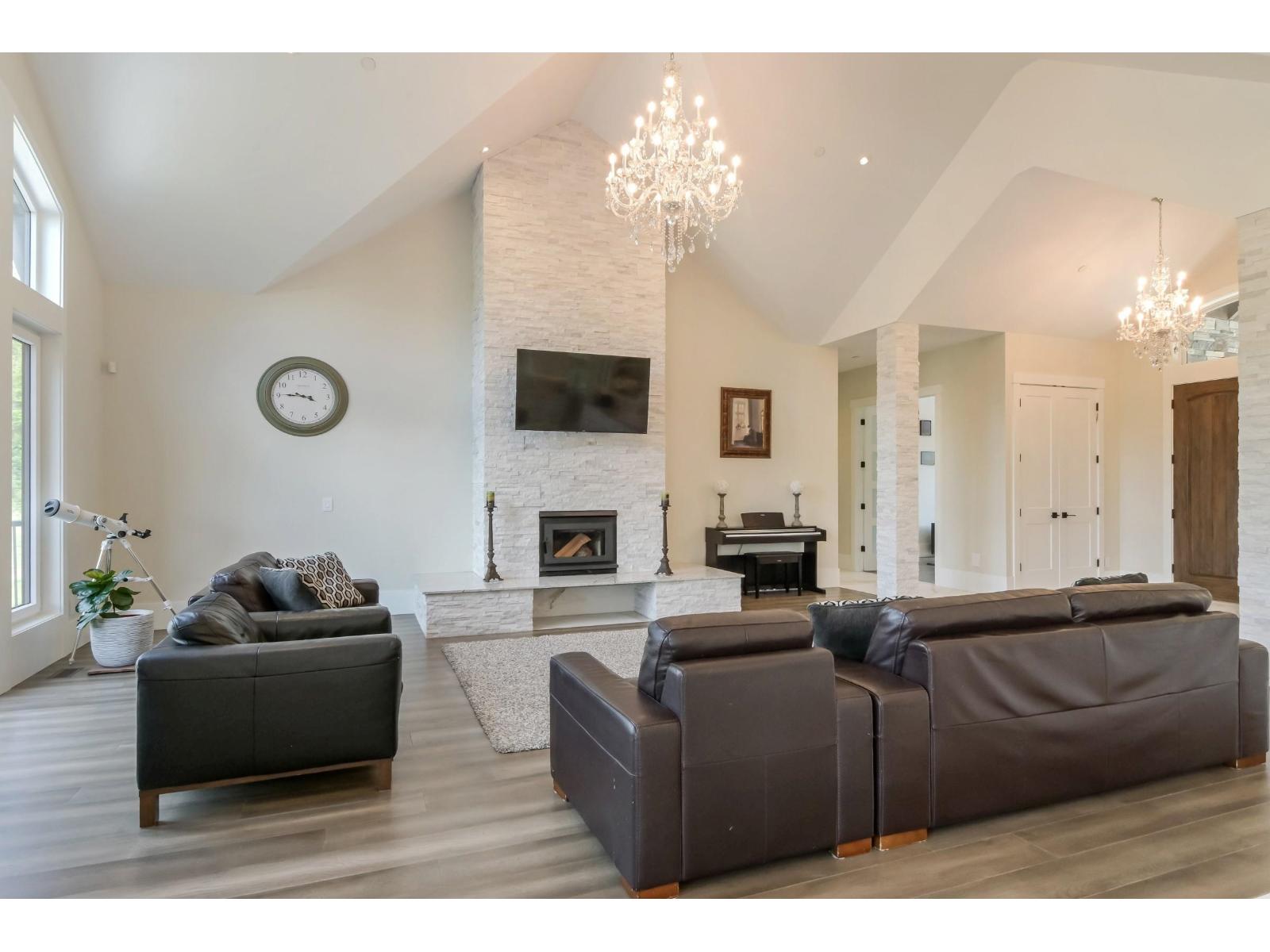 30675 Silverhill Avenue, Mission, British Columbia  V4S 1G9 - Photo 8 - R3150553