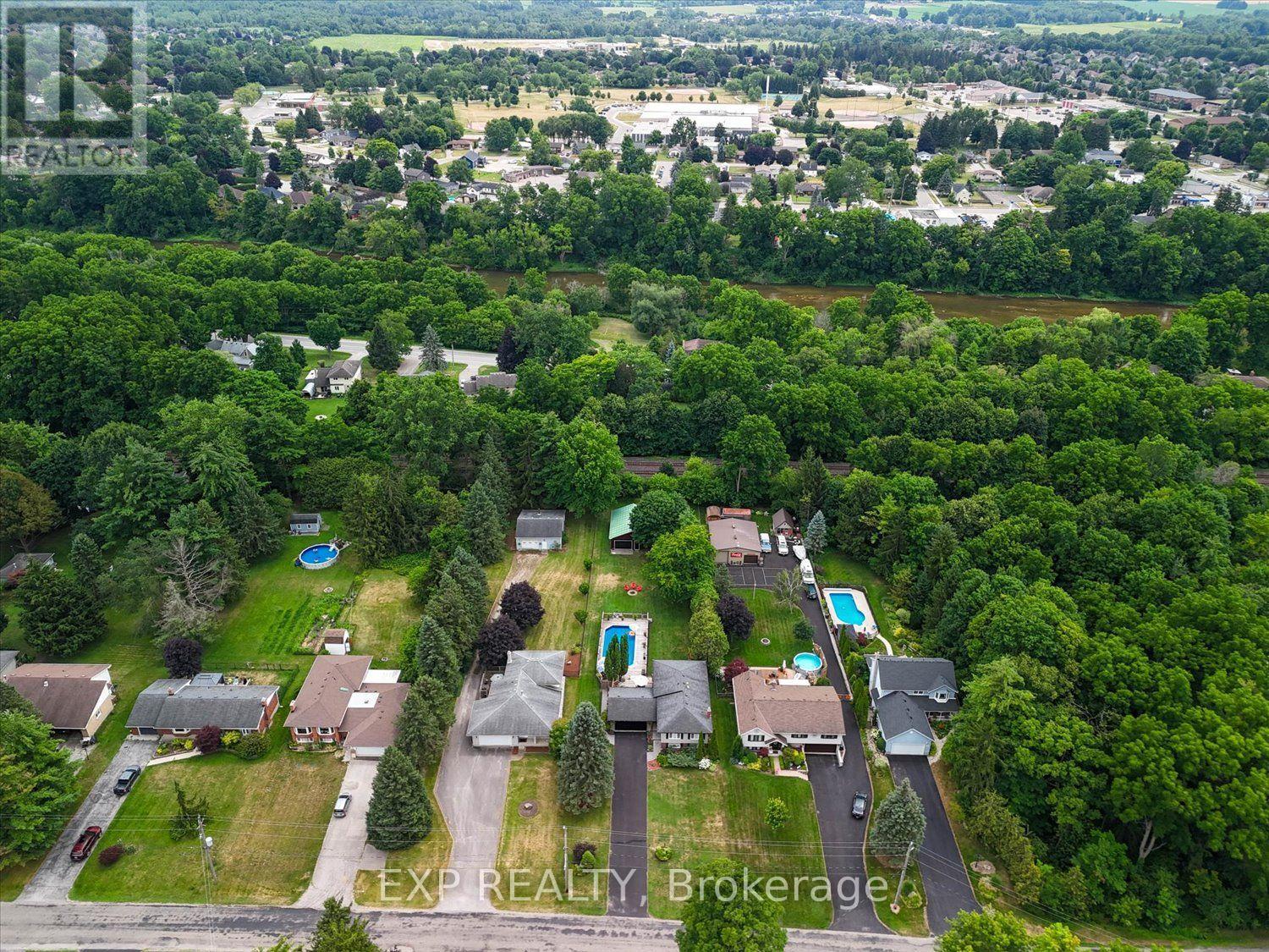 225 Minnie Street, Thames Centre, Ontario  N0L 1G0 - Photo 42 - X13626642
