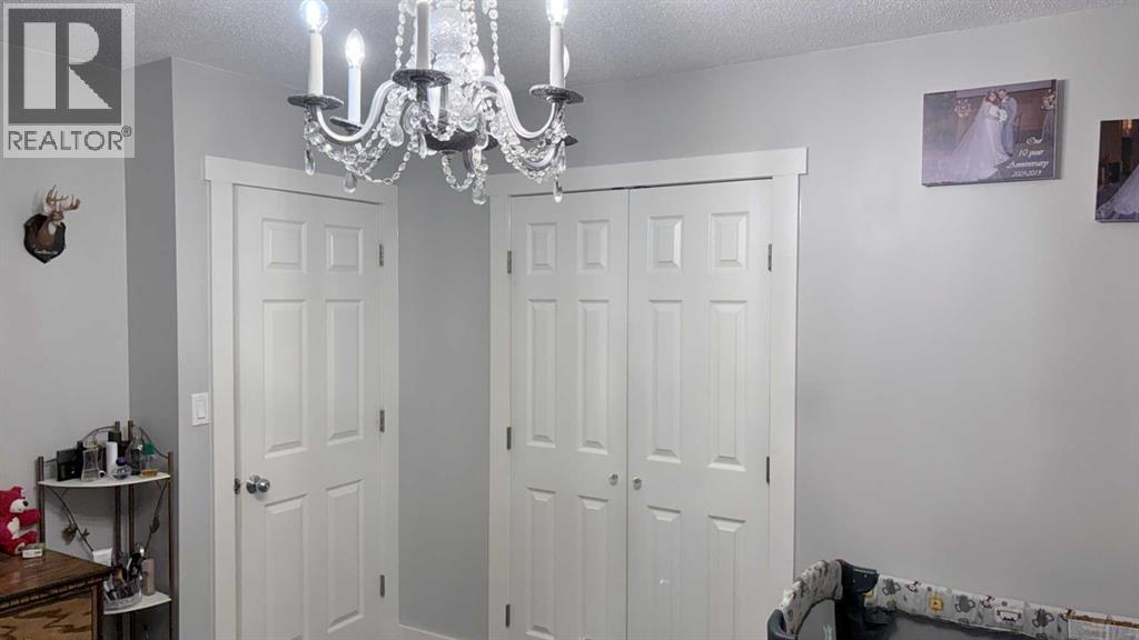 208 3rd Avenue E, Bow Island, Alberta T0K 0G0 - Photo 7 - A2312507