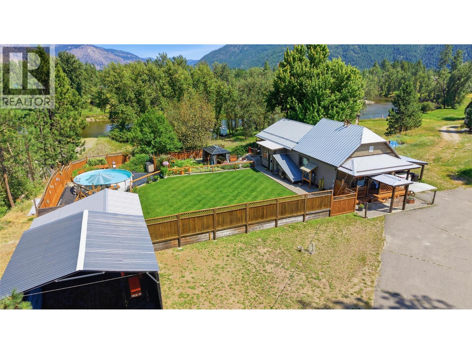 2200 Almond Gardens Road, Grand Forks, British Columbia V0H 1H4 - Photo 8 - 10394731
