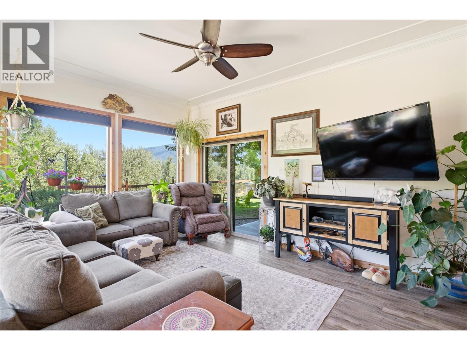 2200 Almond Gardens Road, Grand Forks, British Columbia V0H 1H4 - Photo 44 - 10394731