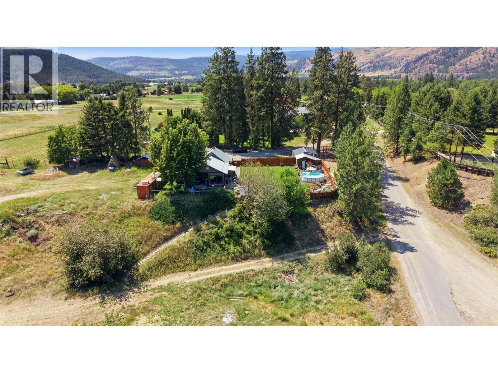 2200 Almond Gardens Road, Grand Forks, British Columbia V0H 1H4 - Photo 3 - 10394731