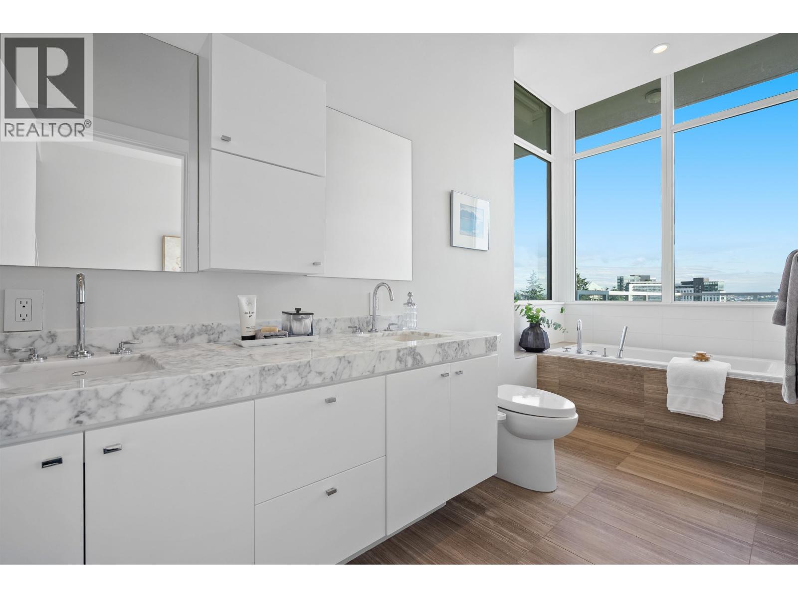 702 876 Keith Road, West Vancouver, British Columbia V7T 1M3 - Photo 17 - R3151190