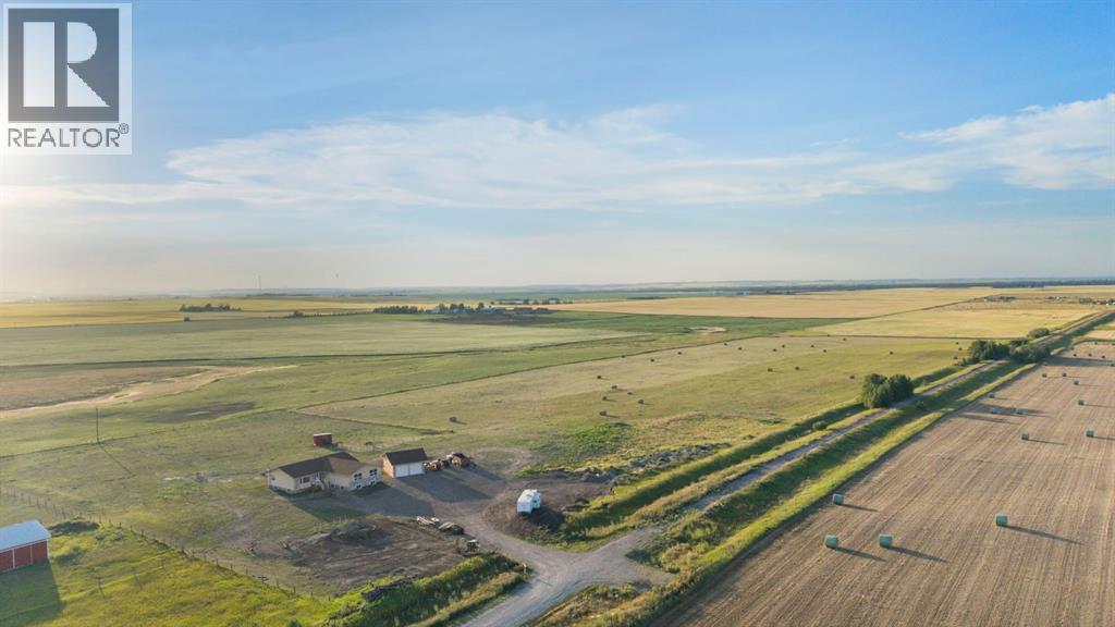 578099 83 Street E, Rural Foothills County, Alberta