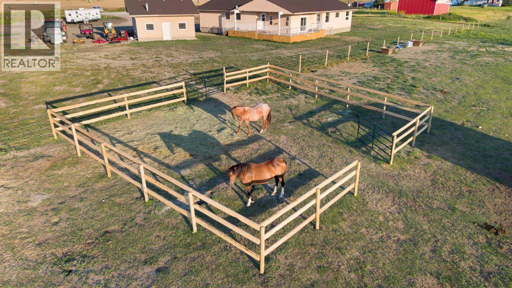 578099 83 Street E, Rural Foothills County, Alberta  T1V 1R7 - Photo 3 - A2326285